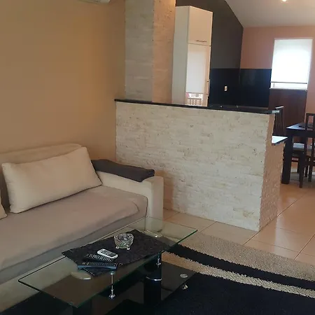 Apartment Leonis